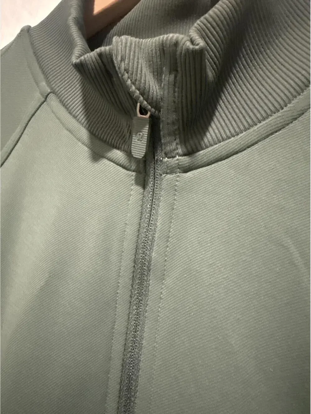 Lululemon Wunder Train Track Jacket in Dark Forest, Size 8
